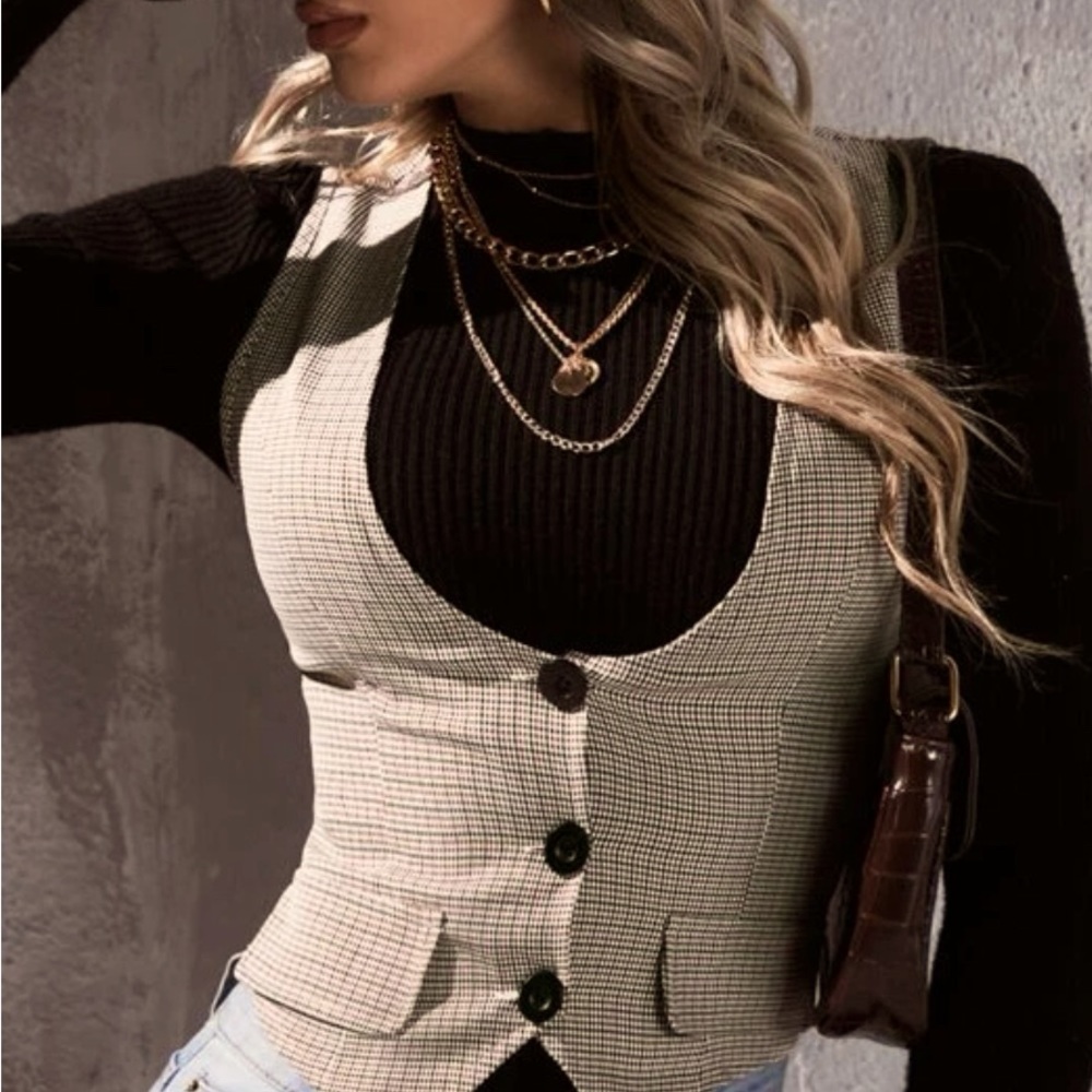Women's dressy vest